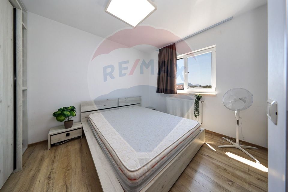 Penthouse 3 camere cu terasa, mobilat, loc parcare