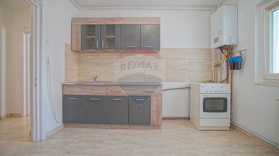 Apartament cu 3 camere de închiriat în zona Gării!