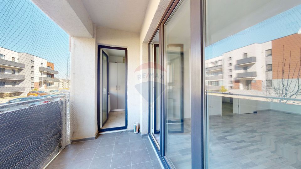 2 room Apartment for rent, Tractorul area