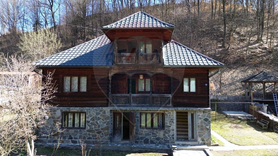5 room House / Villa for sale, Central area
