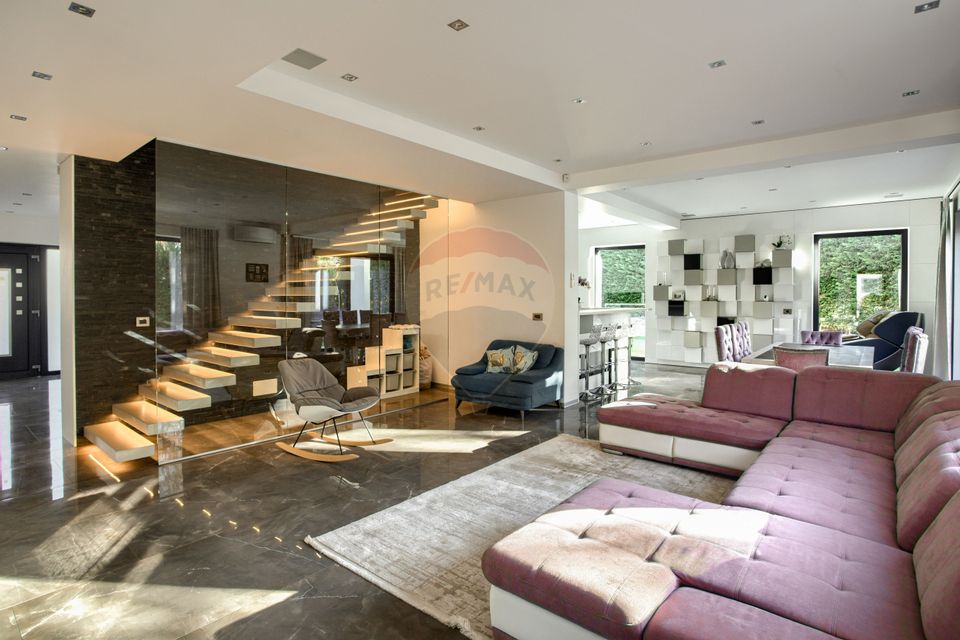 Vilă de lux stil mediteranian de vânzare zona Aradul Nou-Tabacovici