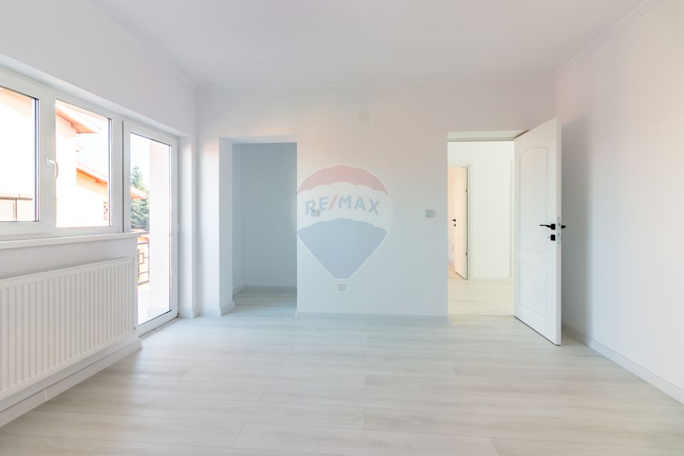 Casă / Vilă în centrul orasului Buftea, autobuz, hipermarket, piata