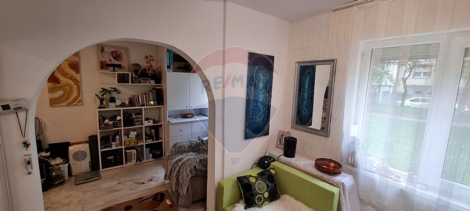 Apartament cu 2 camere de vânzare în zona Ultracentral