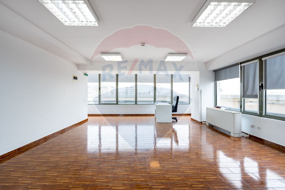 45sq.m Office Space for rent, Turda area