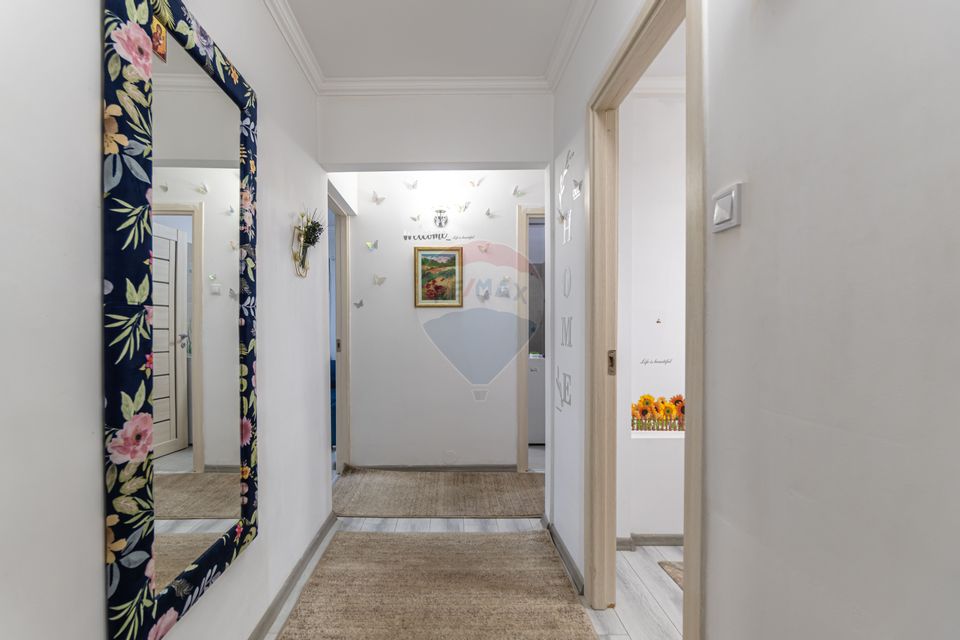 Apartament cu 2 camere de vânzare în zona Craiter