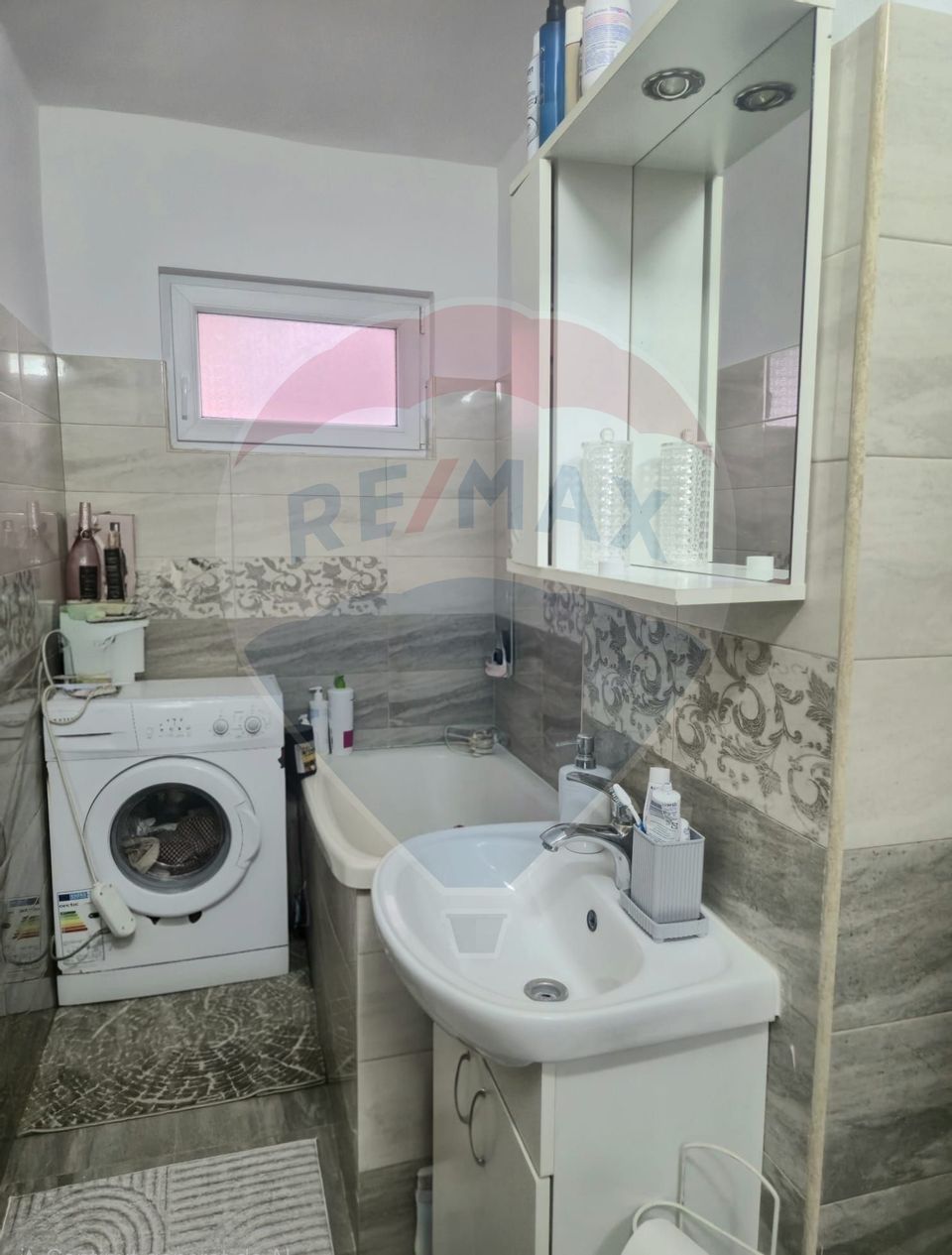 Apartament cu 2 camere de vânzare