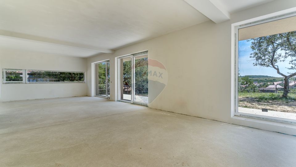 Casa individuala, 5 camere, 60mp terase, teren 750mp,comision 0