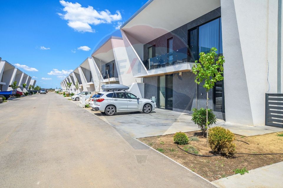 6-room smart villa with rooftop pool – for rent