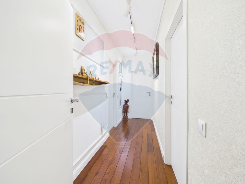 PENTHOUSE spectaculos cu terasa 300 mp