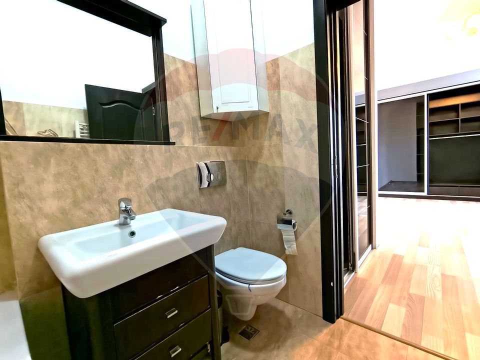 Apartament de inchiriat cu 3 camere în zona City Park Mall Constanta