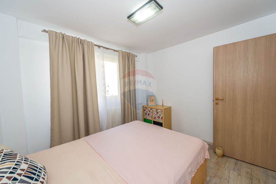 Apartament de inchiriat cu 2 camere, P-ta Victoriei