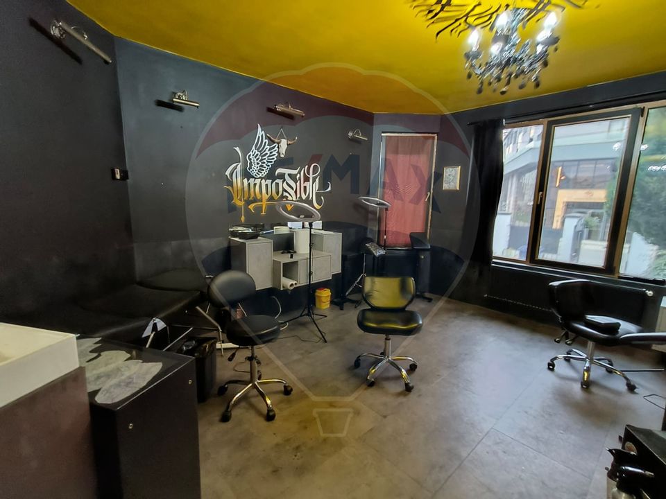 165sq.m Commercial Space for rent, Plopilor area