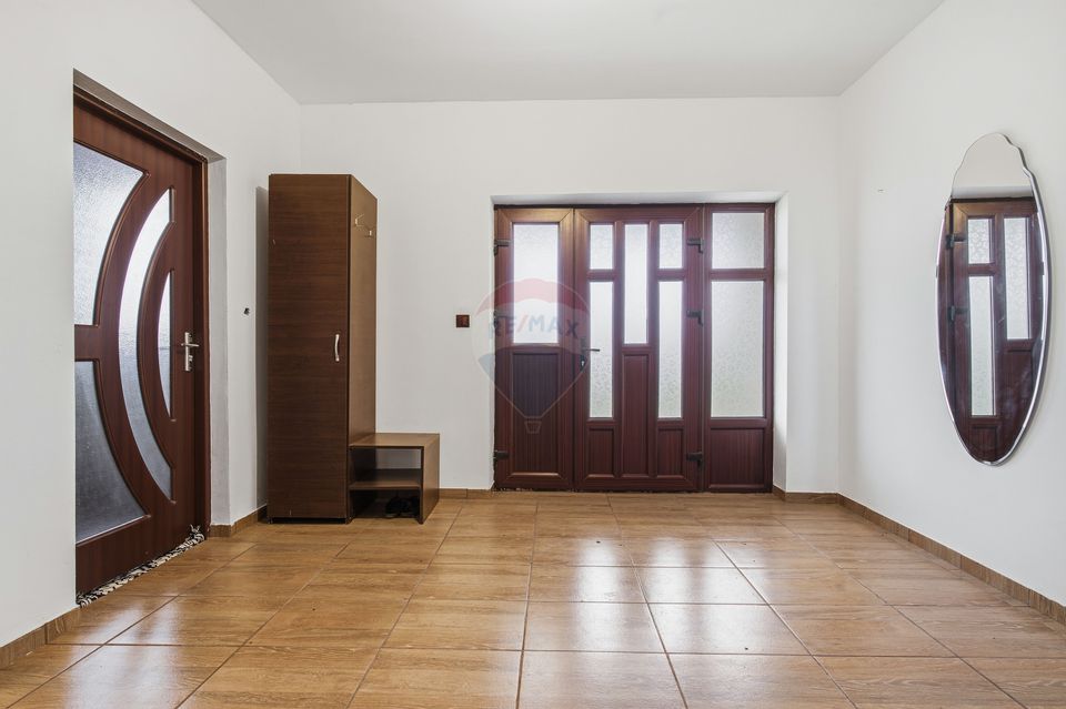 6 room House / Villa for sale, Central area