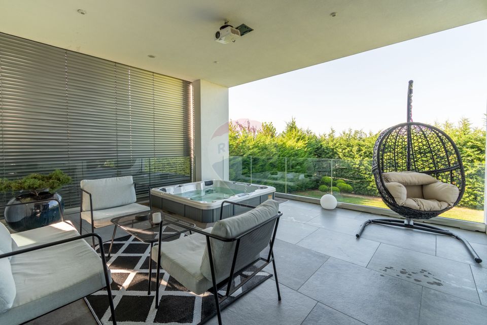 Casa de lux de vanzare in White House Residence