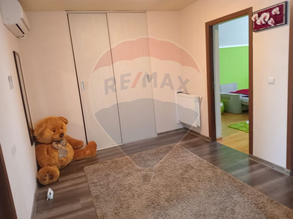 4 room House / Villa for sale