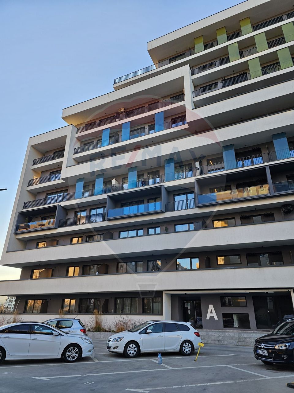 2 room Apartment for rent, Tractorul area