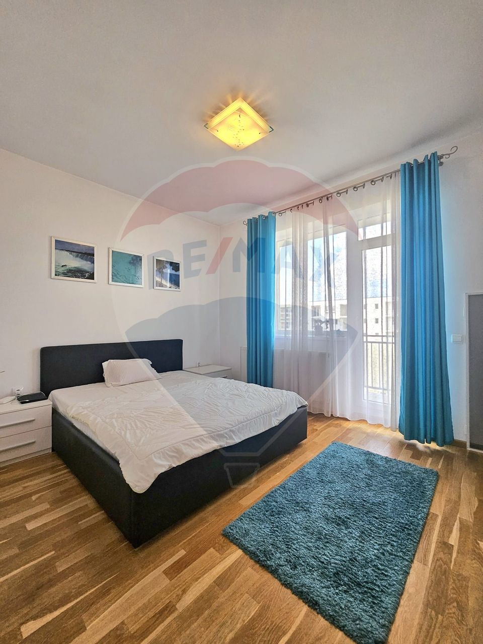 Apartament modern cu 3 camere de închiriat