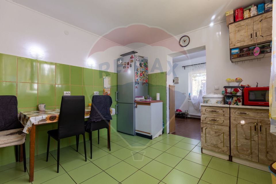 3 room House / Villa for sale, Est area