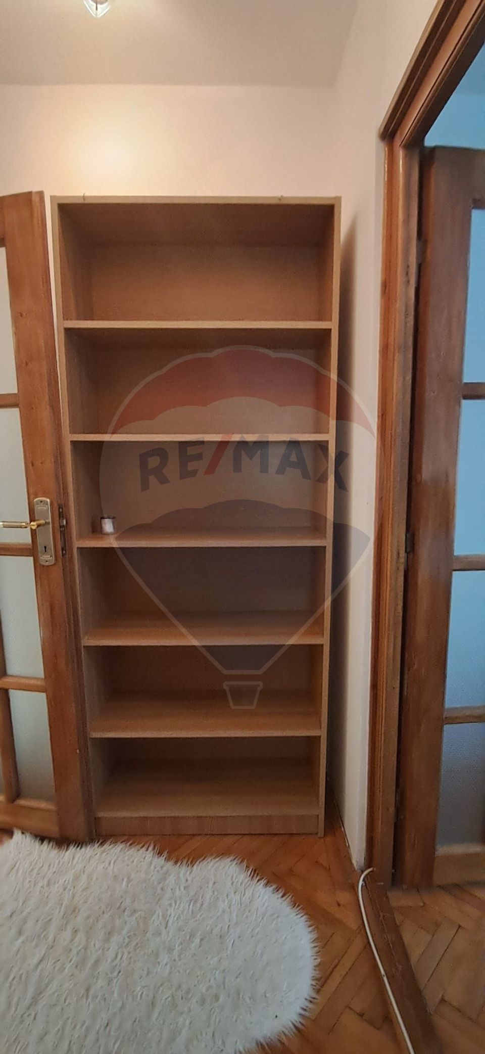 Inchiriere apartament 2 camere chiar lângă parc