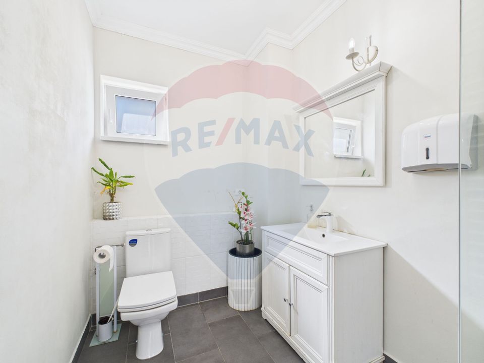 De vanzare | LUX |  Navodari | 3 camere | 300m plaja |