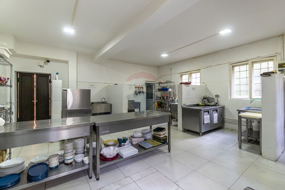 HOTEL "CERBUL CHALET" de vânzare/ zona Râsnov-Pârâul Rece