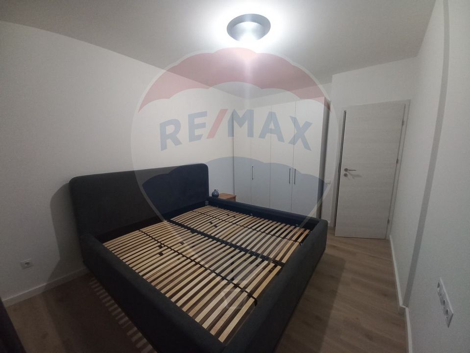 Apartament cu 3 camere de închiriat în zona Europa