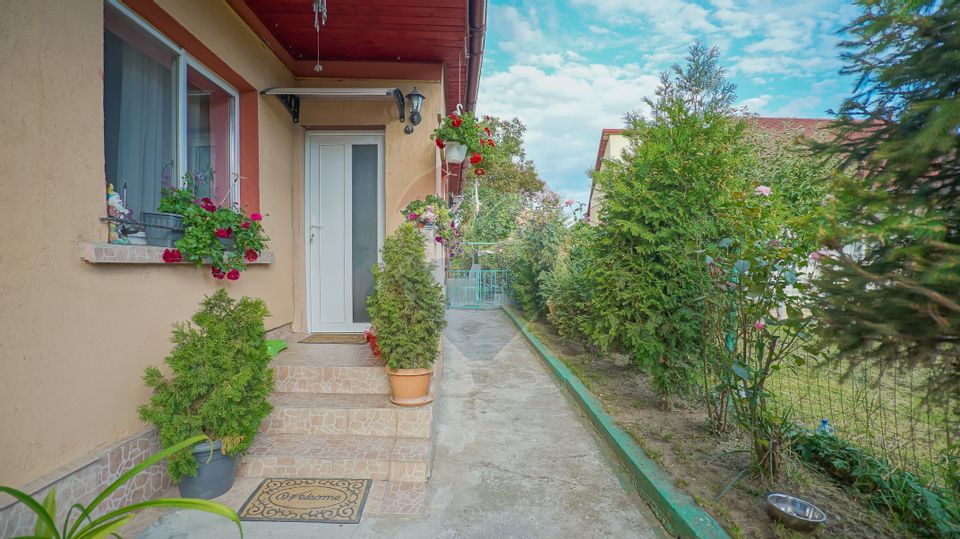 5 room House / Villa for sale, Bartolomeu area