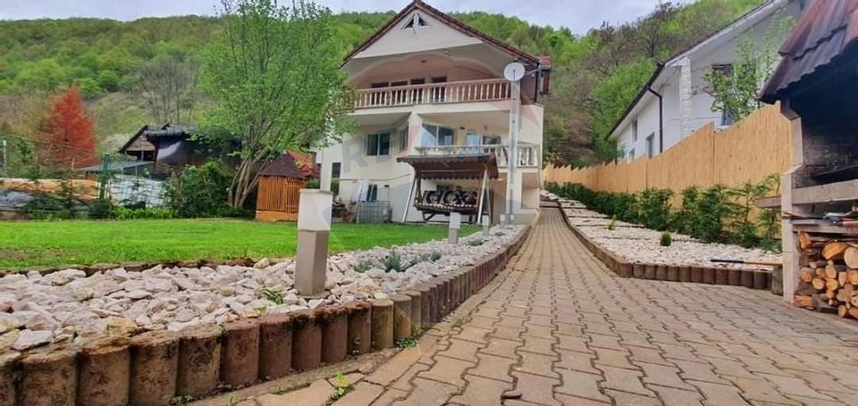 Cabana de vânzare în Valea Mănăstirii, Alba