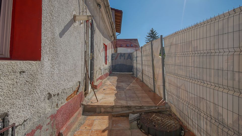 CASA CU POTENTIAL DE EXPLOATARE | DIVERSE ACTIVITATI | DE MIJLOC 50