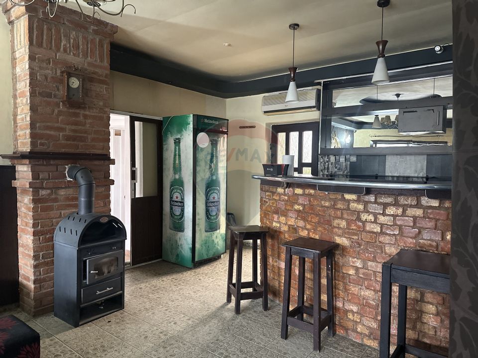 100sq.m Commercial Space for rent