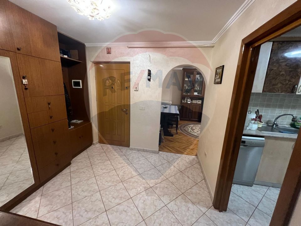 Apartament 3 camere Doi Stejari