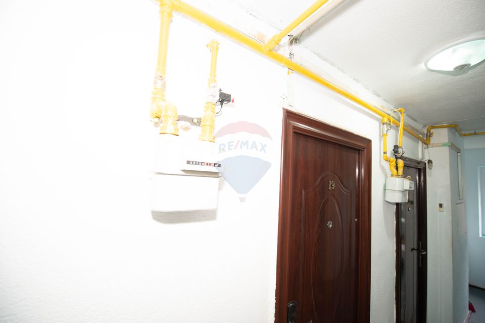 Garsoniera de vanzare,15 mp utili in zona Piata Resita, Berceni Luica