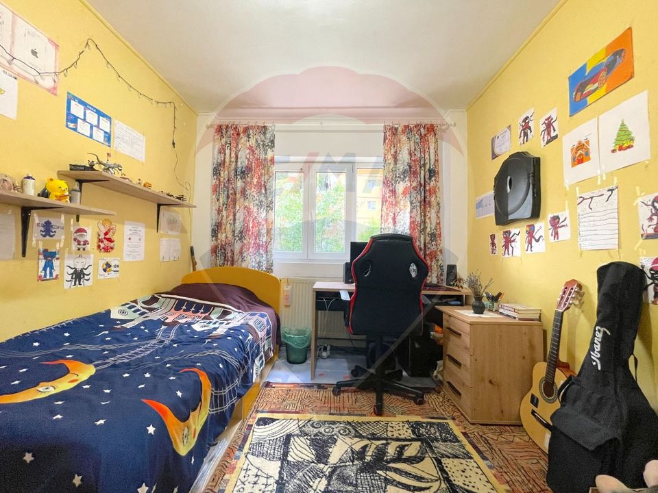 REZERVAT !  Apartament cu 3 camere de vânzare în Răcădău