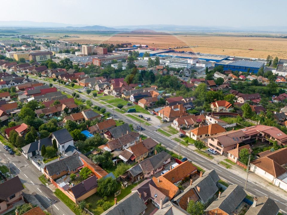 Vilă cu 3 camere de vânzare în Sacele