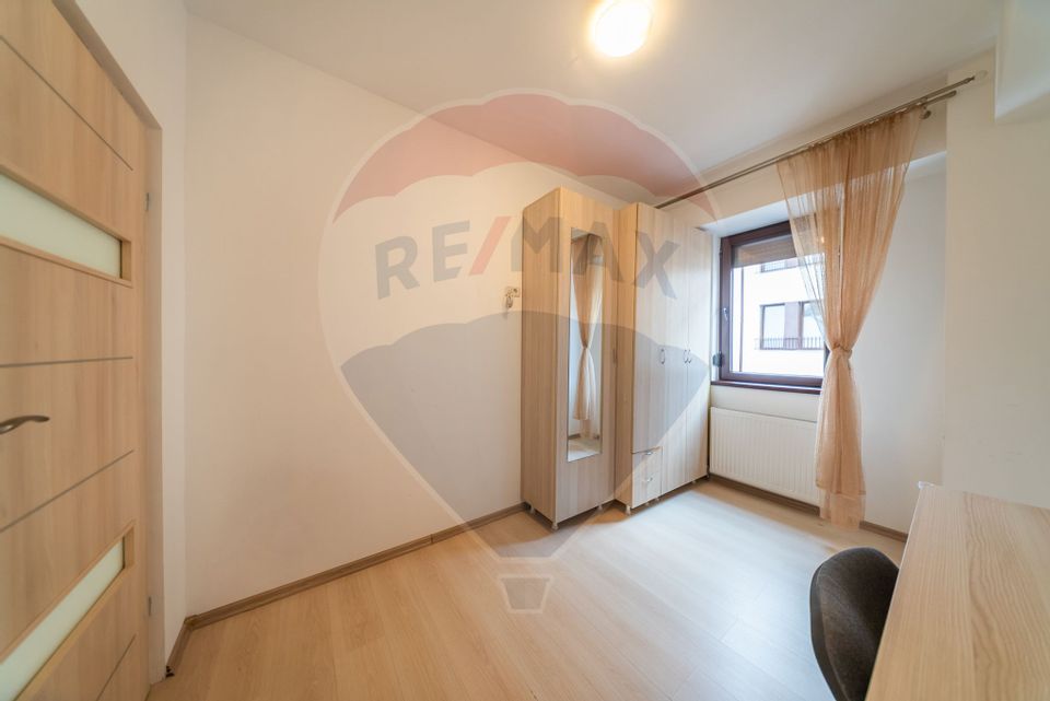 Apartament 3 camere, BLOC NOU,  Alfa, cu loc de parcare inclus