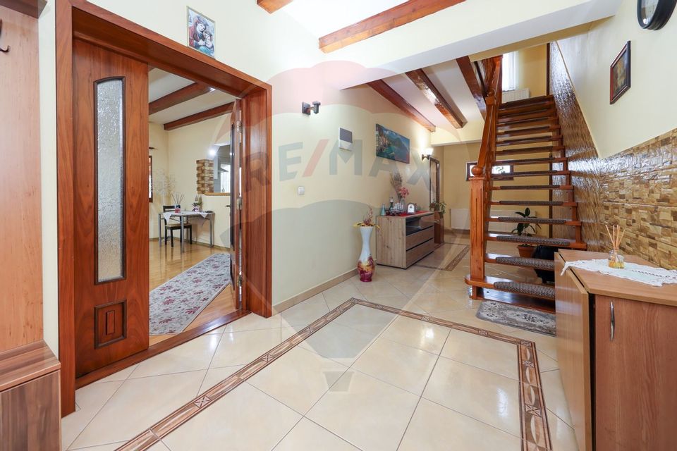 4 room House / Villa for sale
