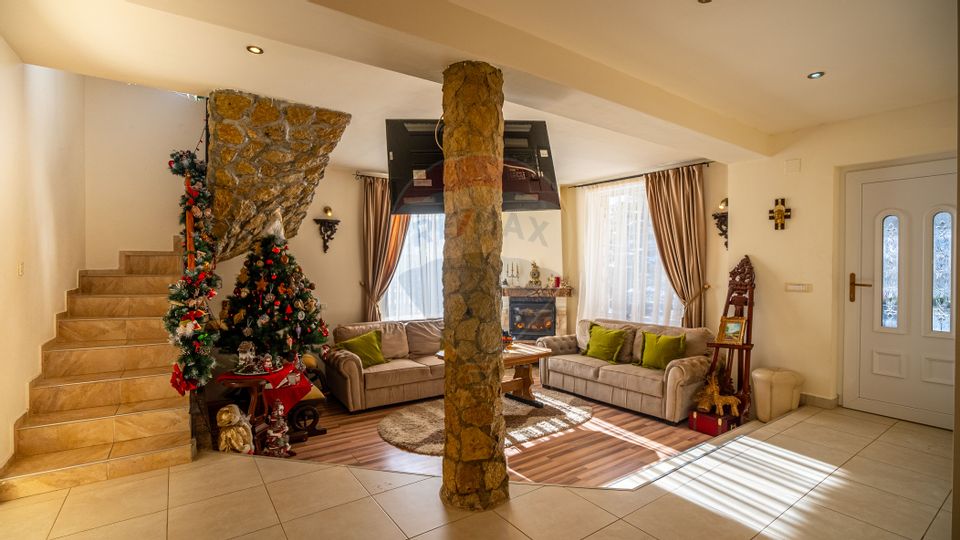 5 room House / Villa for sale