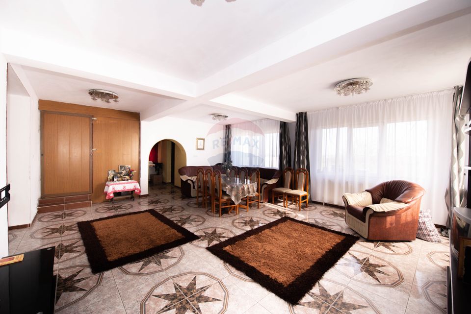 Casa individuala cu 6 camere de vanzare, Singureni, Cringuri, Giurgiu