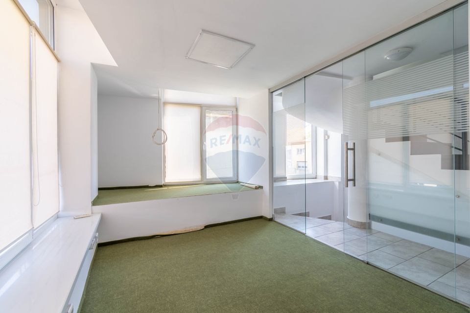 12 room House / Villa for rent, Semicentral area