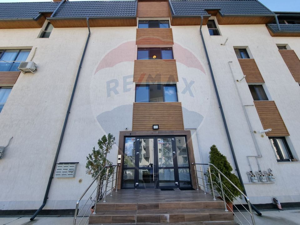 Apartament 3 camere 95 mp,cu 4 balconase frantuzesti si terasa!!!