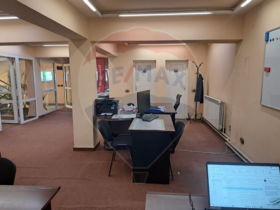 Inchiriere hala 850 mp birour 350 mp curte 2400 mp Pod Otopeni Centura