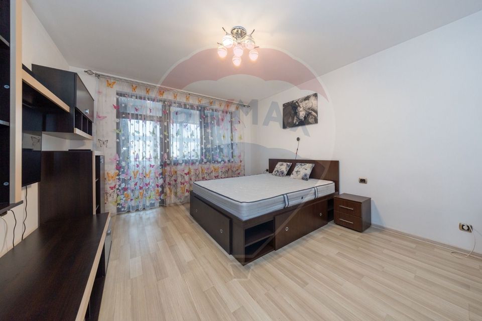 2 room Apartment for sale, Tractorul area