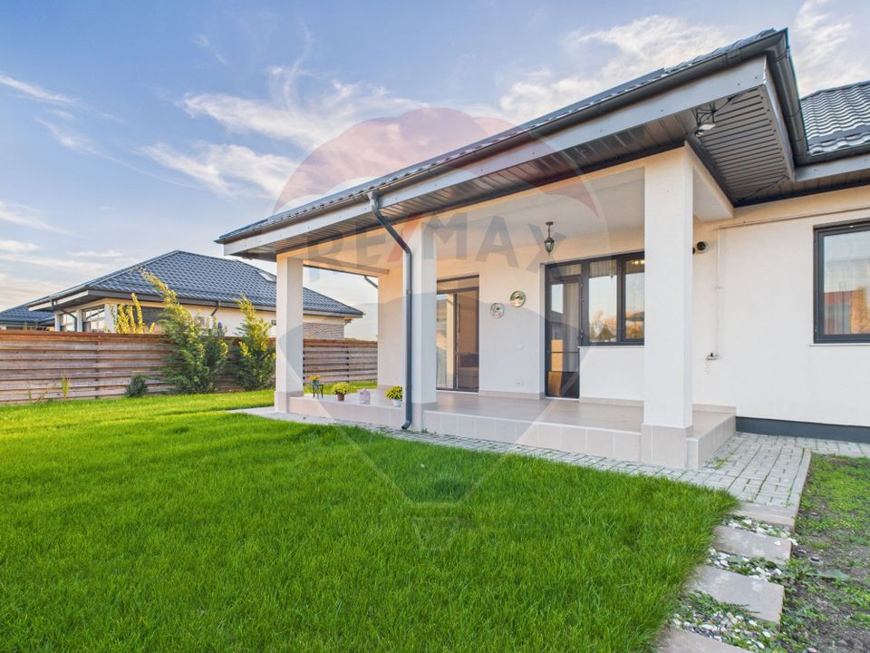 Villa with 4 rooms, beautifully furnished and 500 sqm land Corbeanca