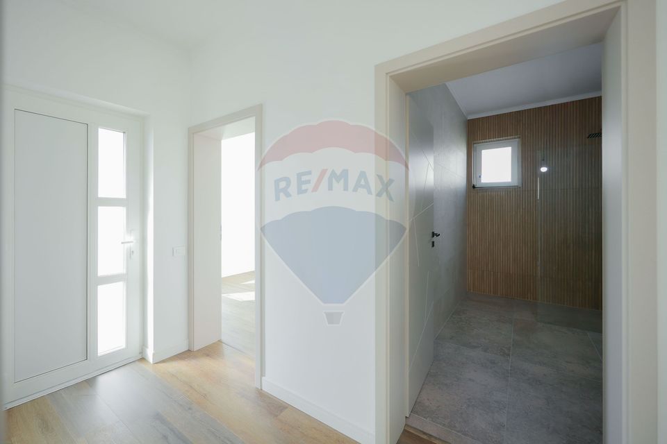 4 room House / Villa for sale