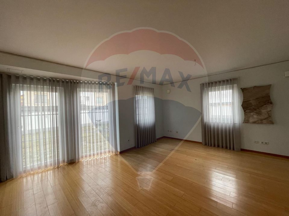 5 room House / Villa for rent