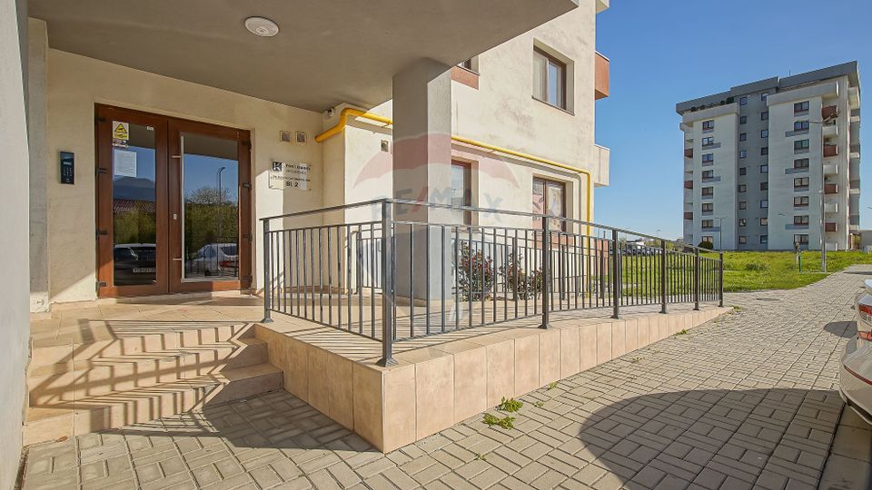 5 room Apartment for sale, Noua area