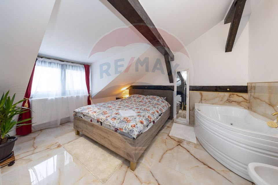 3 room Apartment for rent, Centrul Istoric area