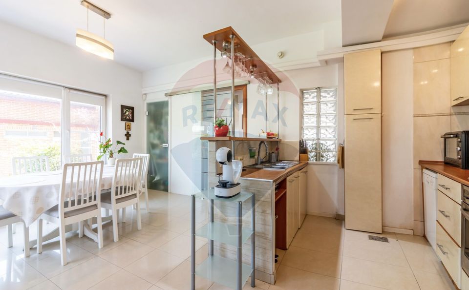 6 room House / Villa for sale, Aviatiei area