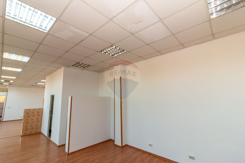 Commercial-office 200sqm Colentina Motodrom - clinic, offices