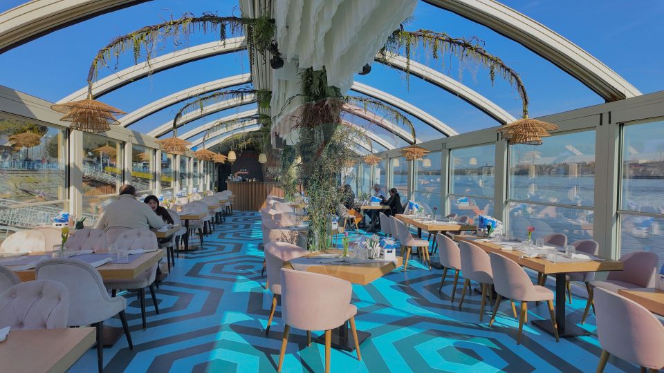 660sq.m Proprietate specială for sale, Periferie area